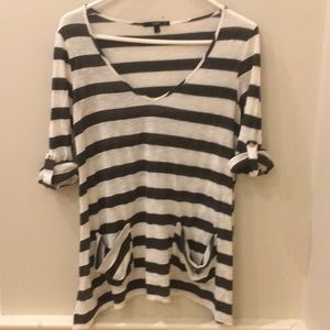 Adorable striped top